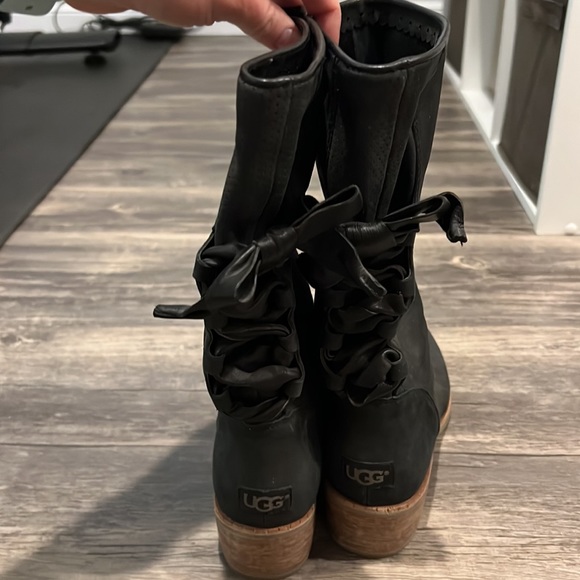 Ugg leather boots - Picture 3 of 7
